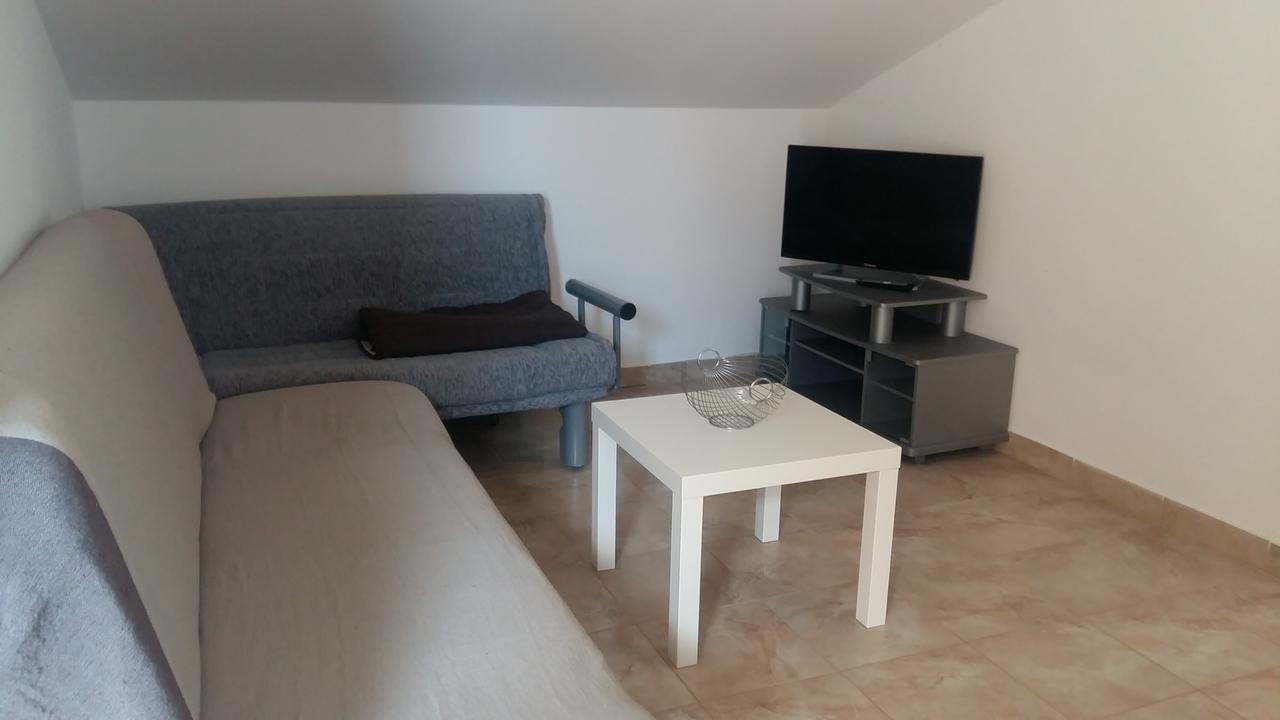 Morska Vila Apartment Vir Exterior photo